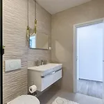 Va.lunga With Pool And Wirpool Villa *