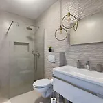 Va.lunga With Pool And Wirpool * Pula