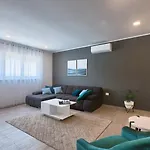 Villa Va.lunga With Pool And Wirpool Pula