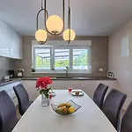 Va.lunga With Pool And Wirpool * Pula