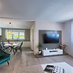 Va.lunga With Pool And Wirpool Pula