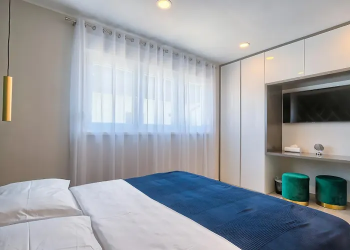 Va.lunga With Pool And Wirpool * プーラ