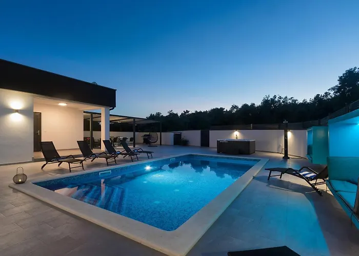 Villa Va.lunga With Pool And Wirpool *