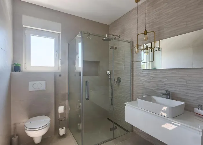 Vila Va.lunga With Pool And Wirpool